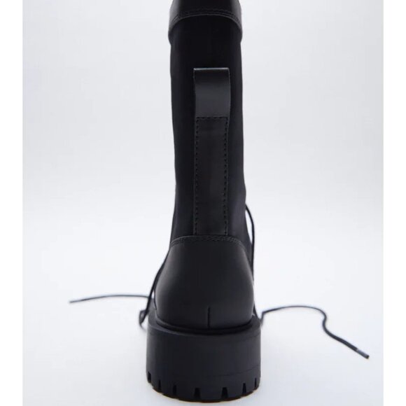 New low heel ankle boots - Picture 2 of 6